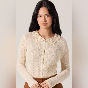 ASTR Ottilie Cream Pointelle Crochet Collar Cardigan- Size Large NWT